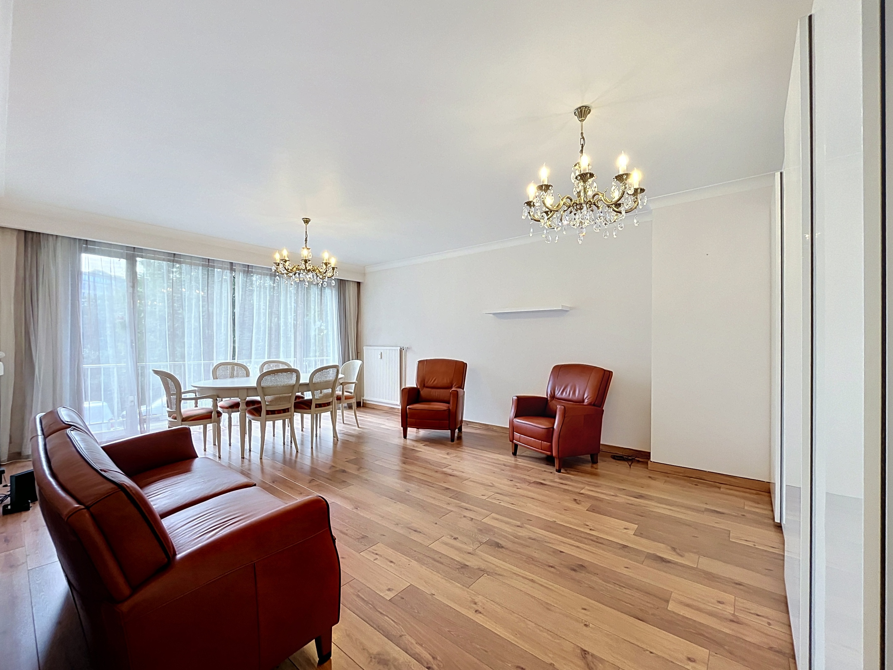 European Quarter – Bright 2-Bedroom Apartment with Lake View & Parking