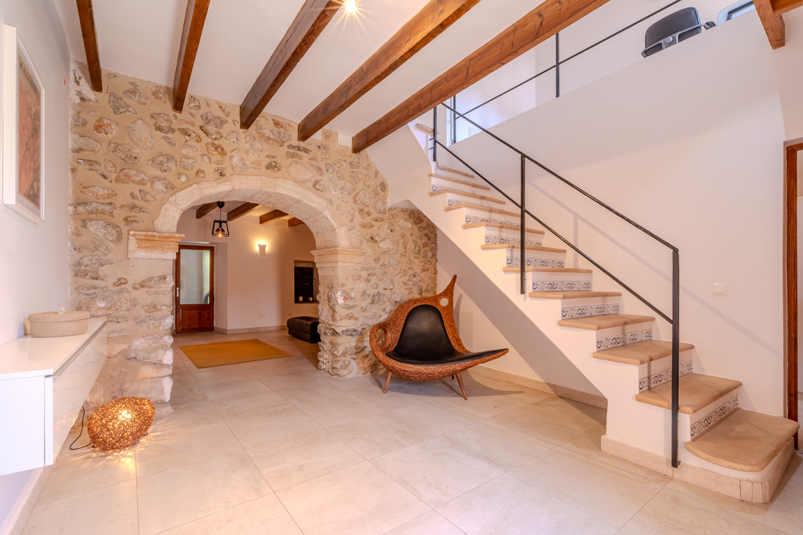 Stylish townhouse with underfloor heating and garage on the outskirts of Son Servera