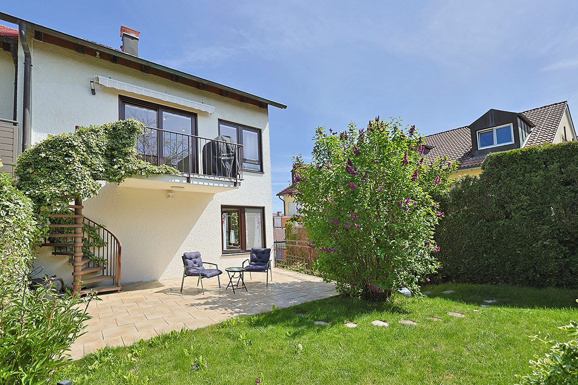 Tolles Einfamilienhaus mit großer Einliegerwohnung