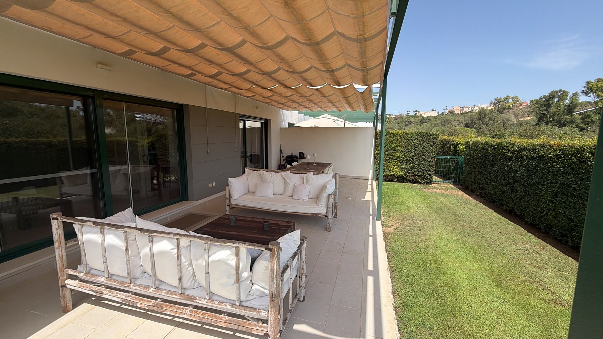 Exklusive Erdgeschosswohnung mit Garten zu vermieten, La Reserva de Sotogrande