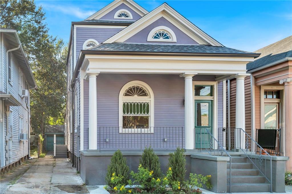 Historic Algiers Point Cottage Renovation