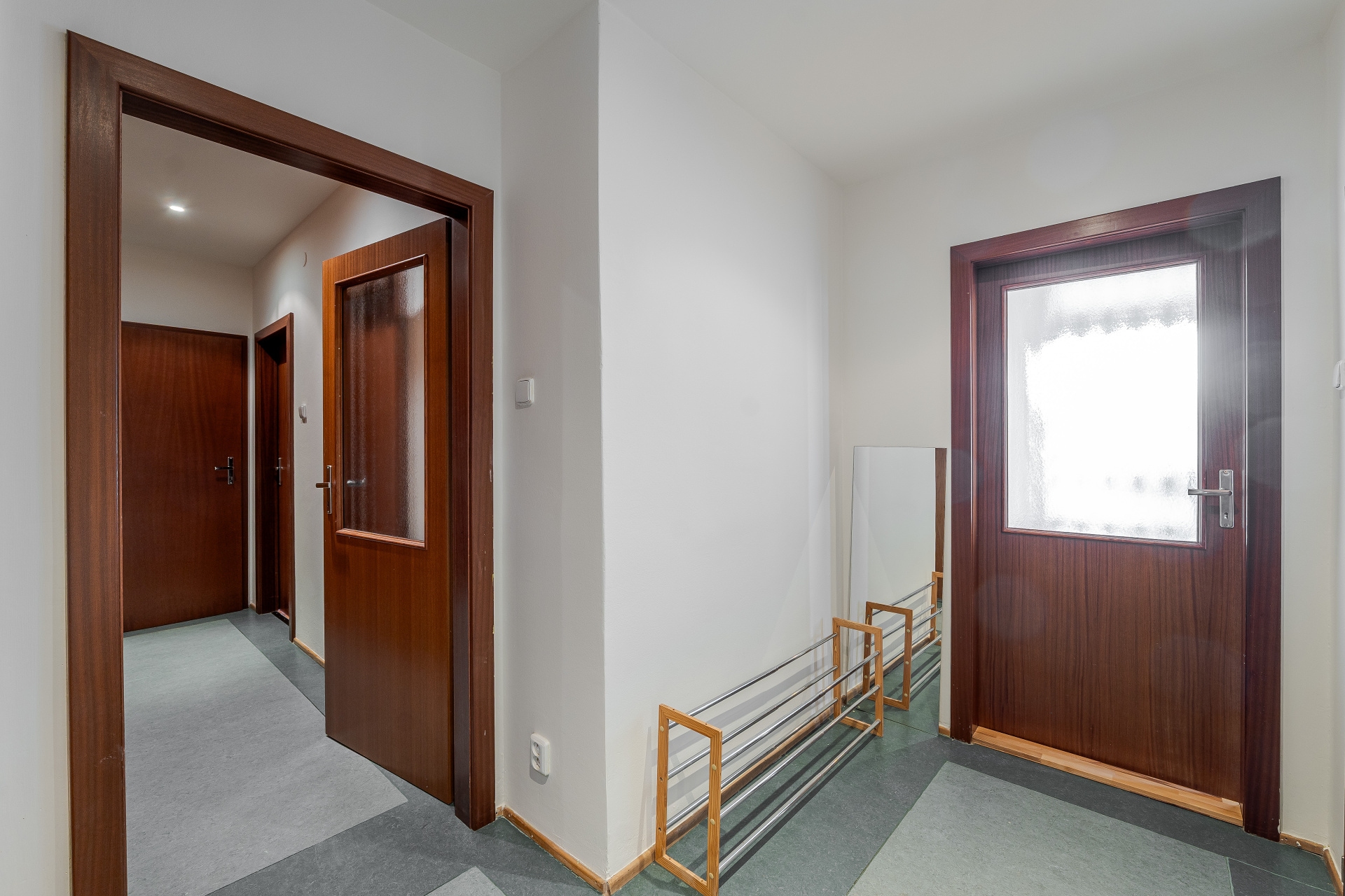 Pronájem bytu 3+1 s prosklenou lodžií a panoramatickými výhledy