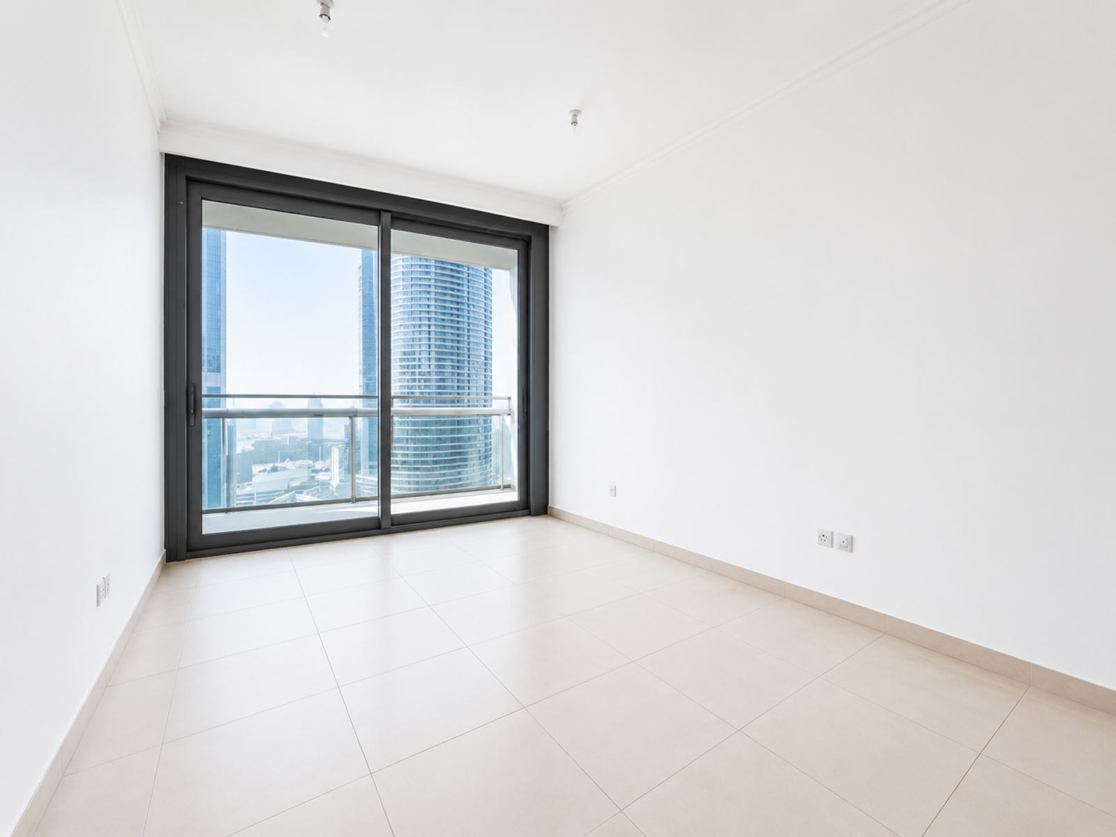 Bright & Spacious |  Skyline View |  View Today