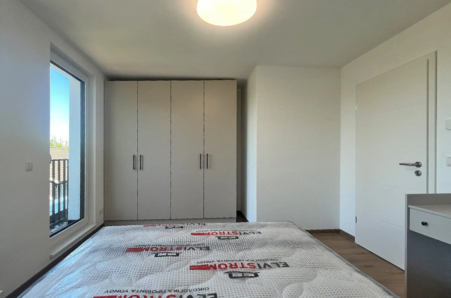 Exklusiver Neubau in Meiendorf: Moderne Stadthäuser in gefragter Lage - Photo 5