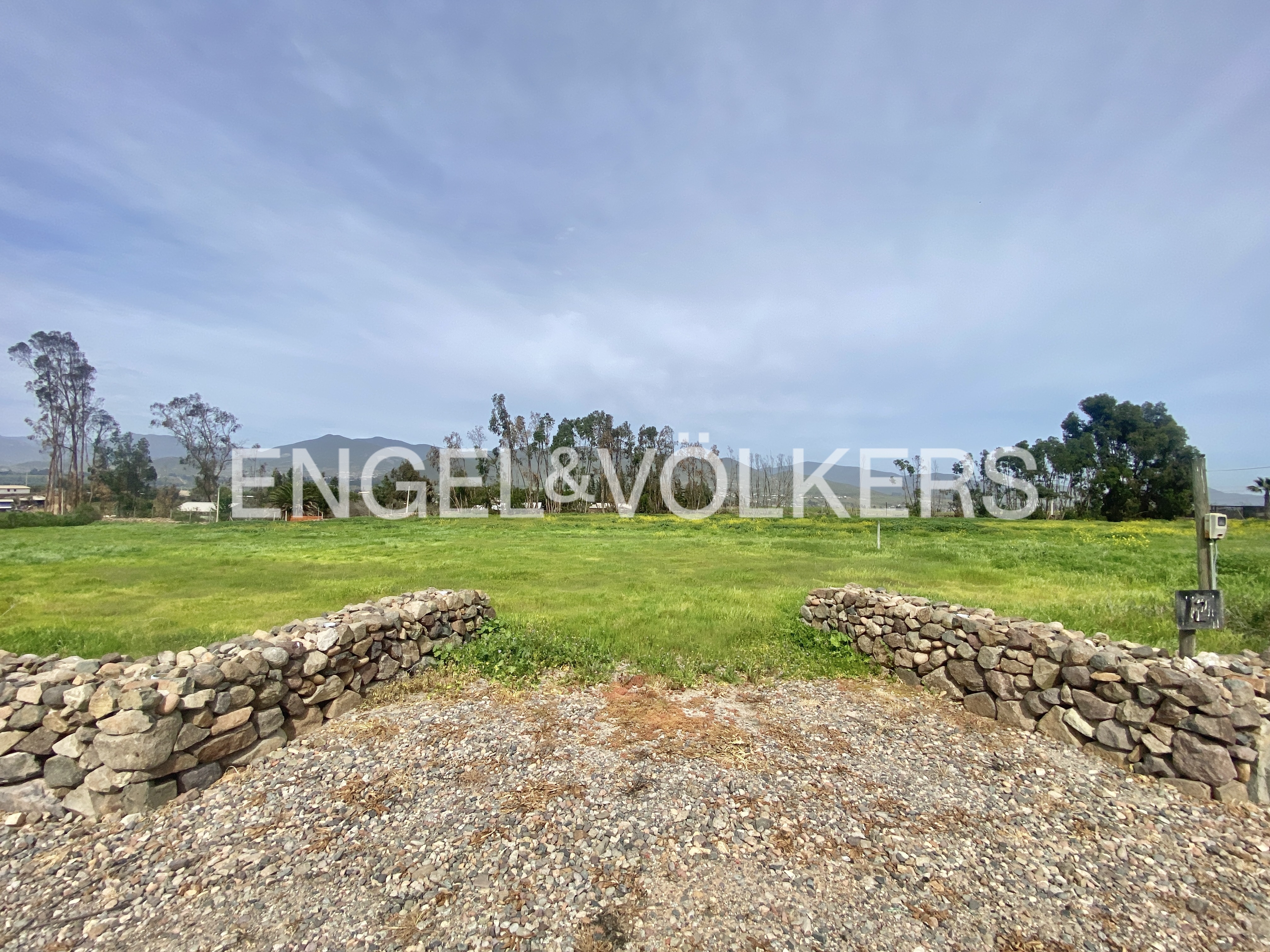 Venta de terreno en condominio en Altovalsol