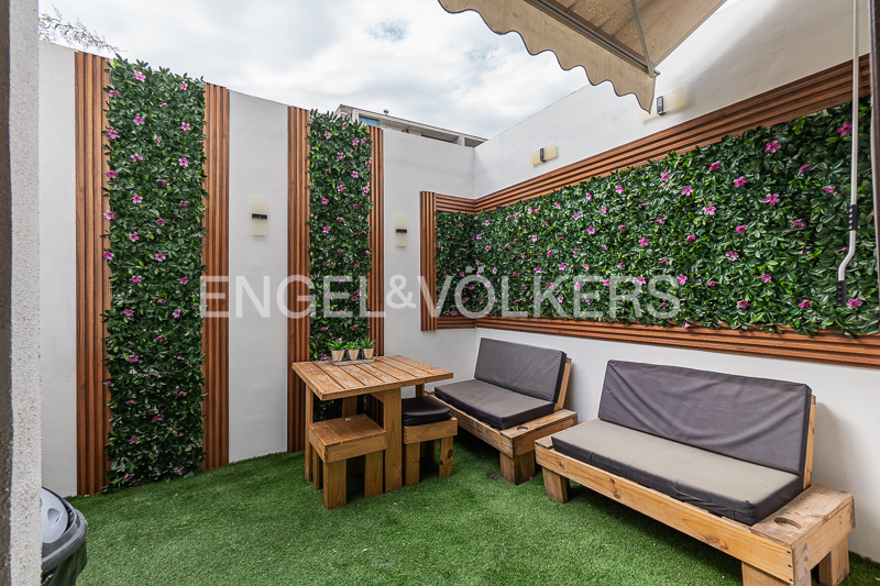 Se vende por viaje! Townhouse Hamburgo/Echeñique