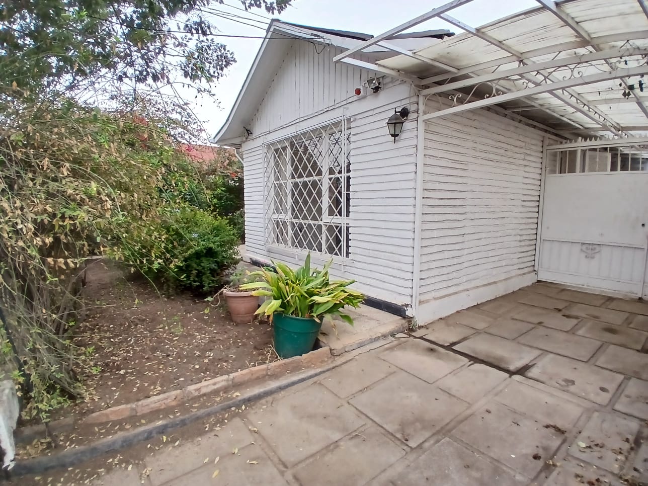 Casa amplia 3D 2B / Villa Macul