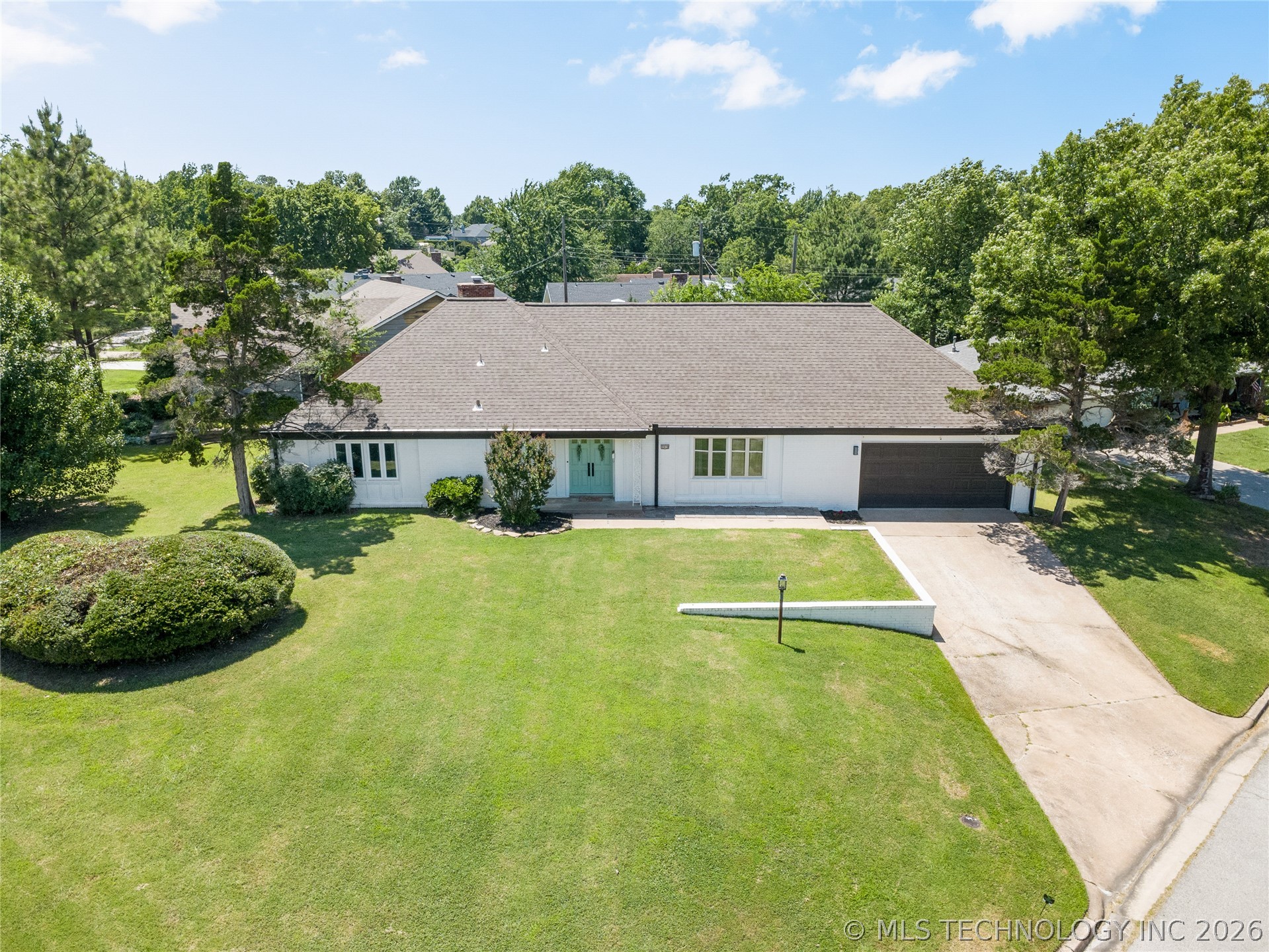 Perfect Blend of Tmeless Charm and Modern Convenience