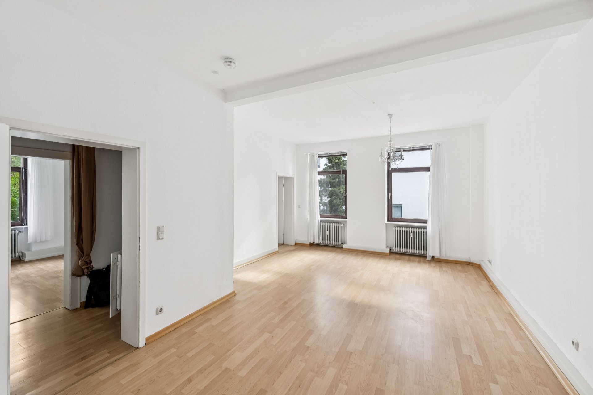 Plenty of space to feel at home: 3-room apartment with a spacious bathroom