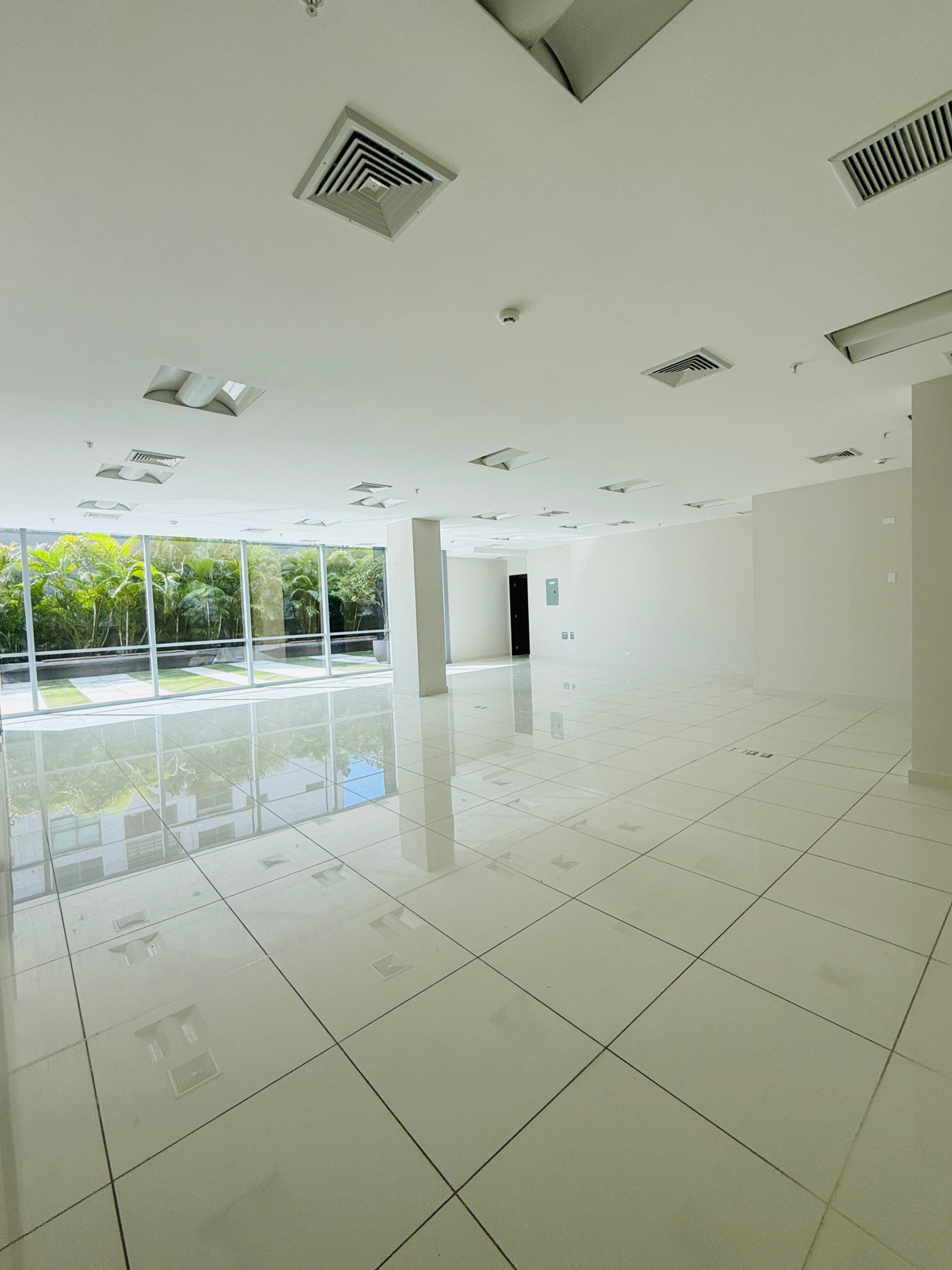 Premium Commercial Office In A Strategic Business Corridor