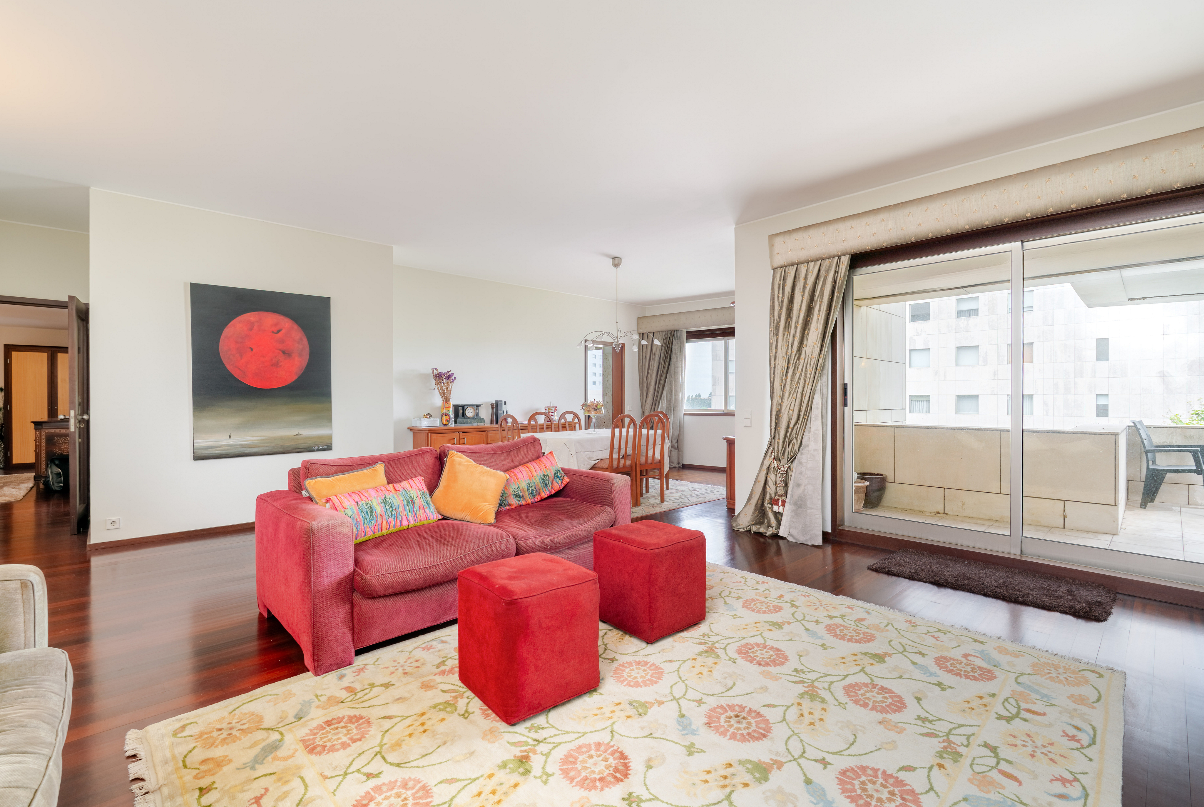 5+1-bedroom flat in Aviz