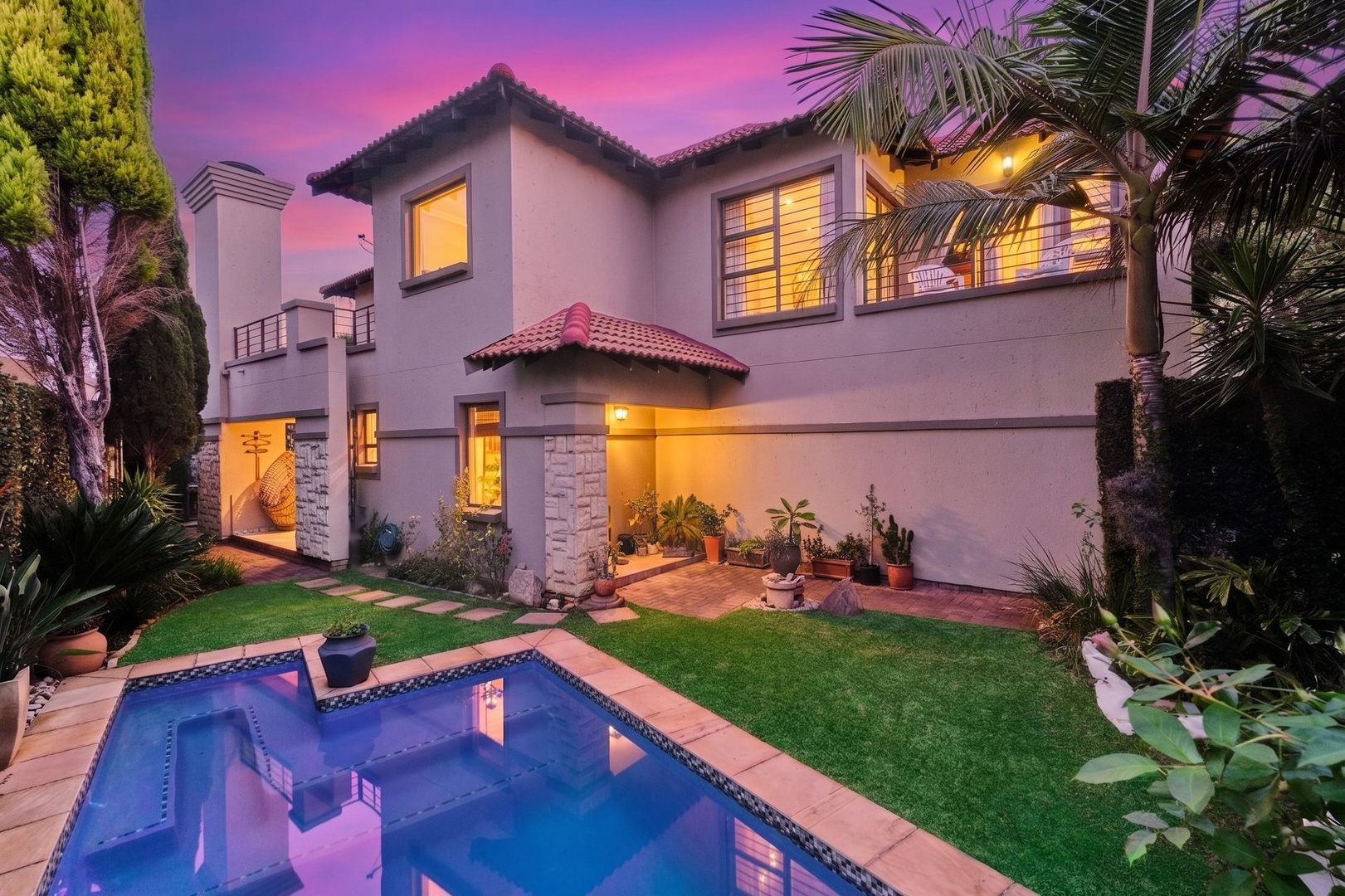Exquisite 3bedroom home in Pine View
