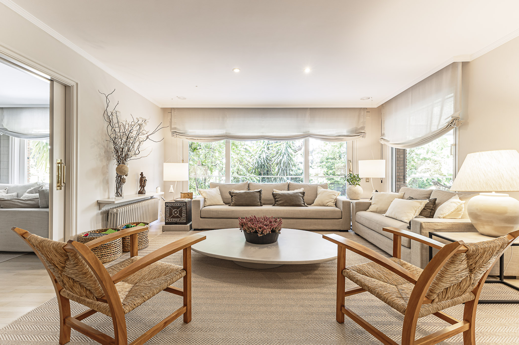 Magnífica propiedad en venta en Pedralbes reformada con gran jardín privado y terraza