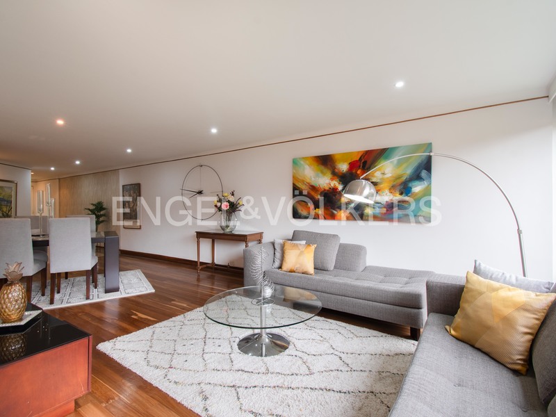Apartamento amoblado para arriendo en La Cabrera