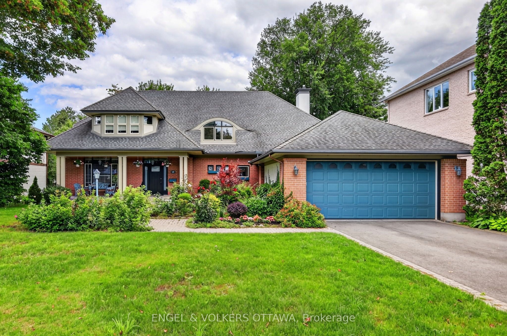 Exceptional Custom Residence in Qualicum