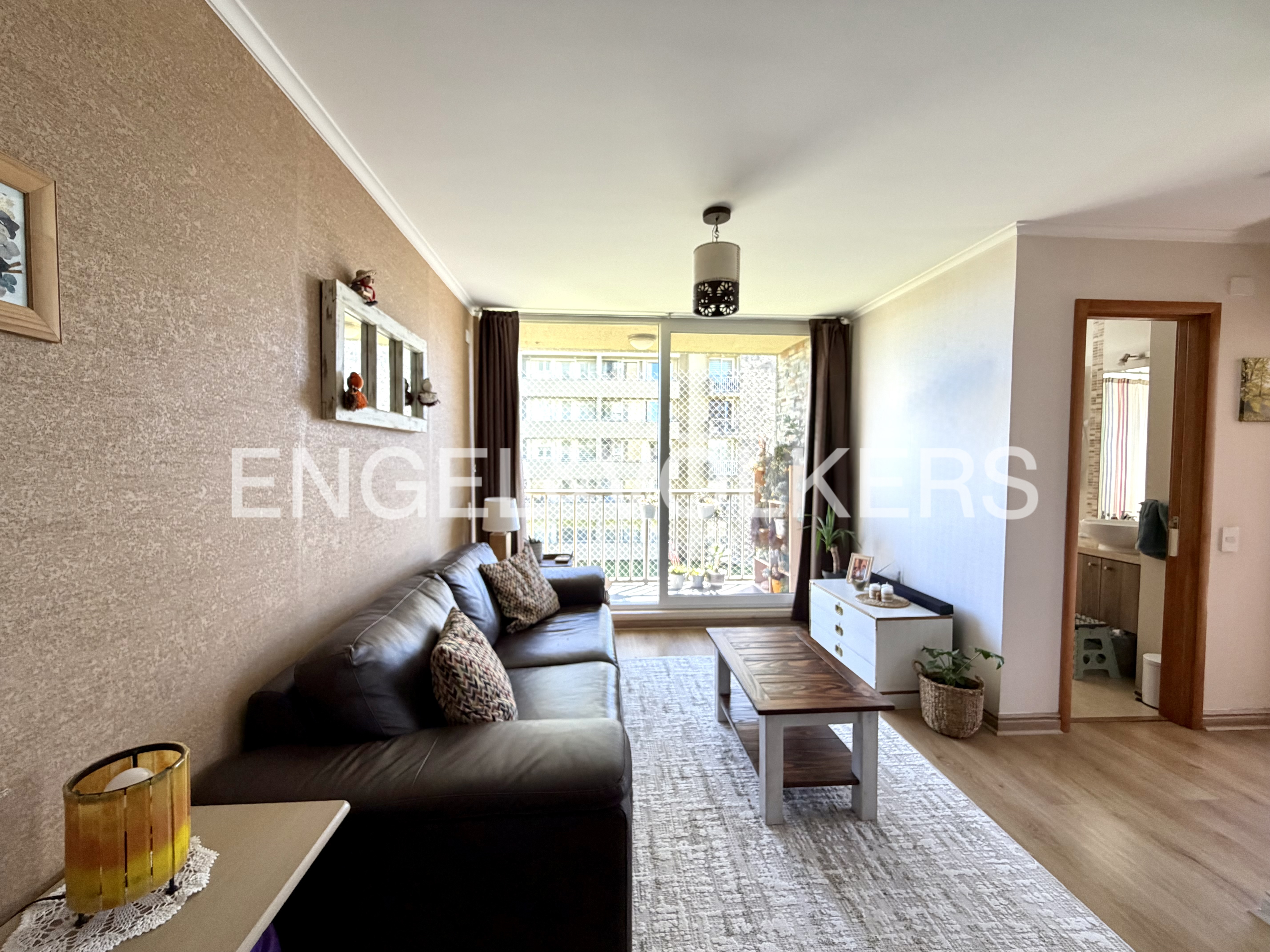 Departamento 2D 2B en condominio-sector oriente