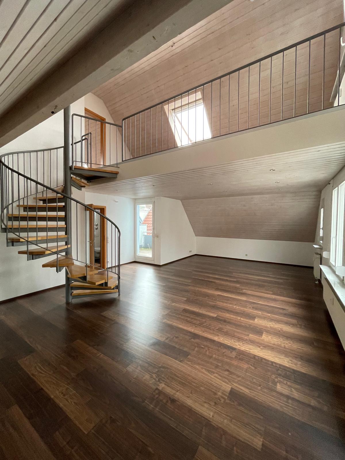Einladene 3,5-Zimmer-Maisonettewohnung im Zentrum von Winnenden!