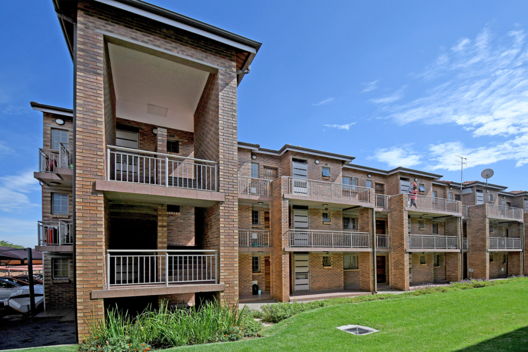 2 Bedroom 1 Bathroom Apartments - NO COSTS
