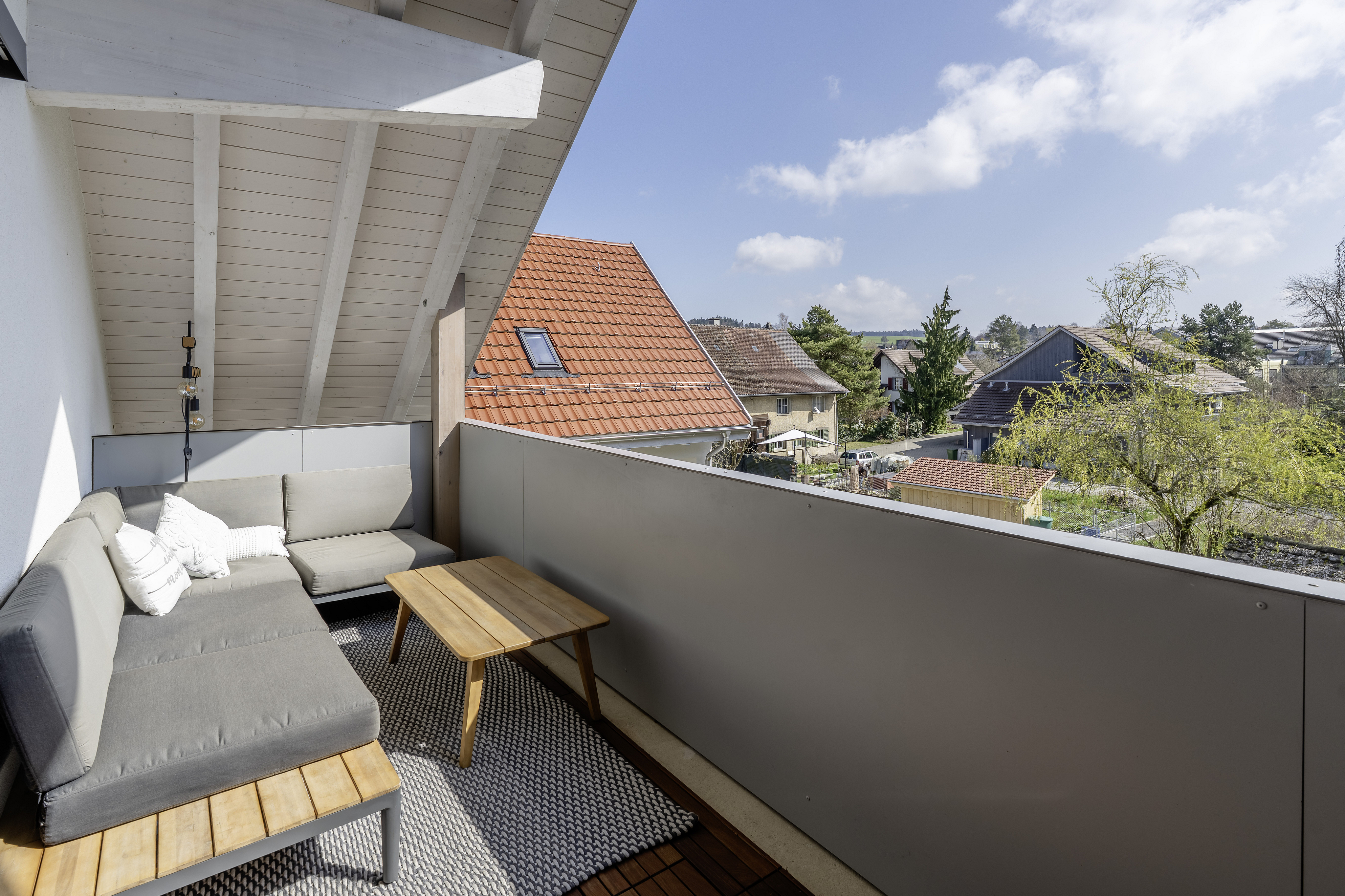 Luxuriant living – central and modern
