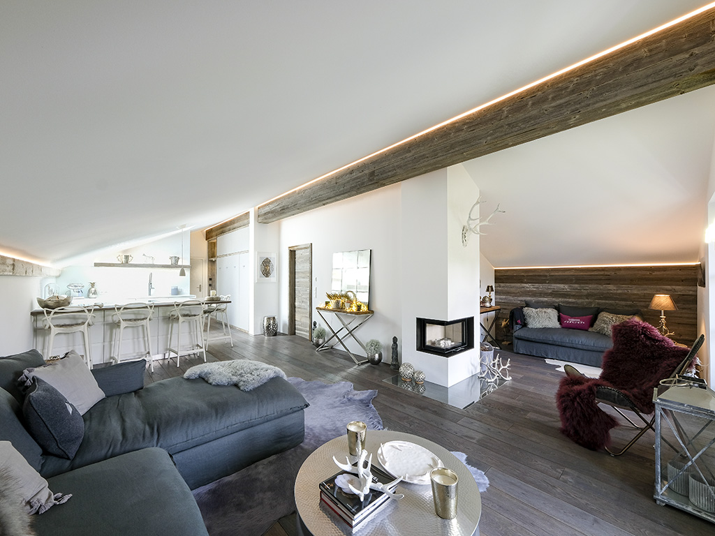 Gemütliche DG-Wohnung - bestes Design - voll ausgestattet & bezugsbereit