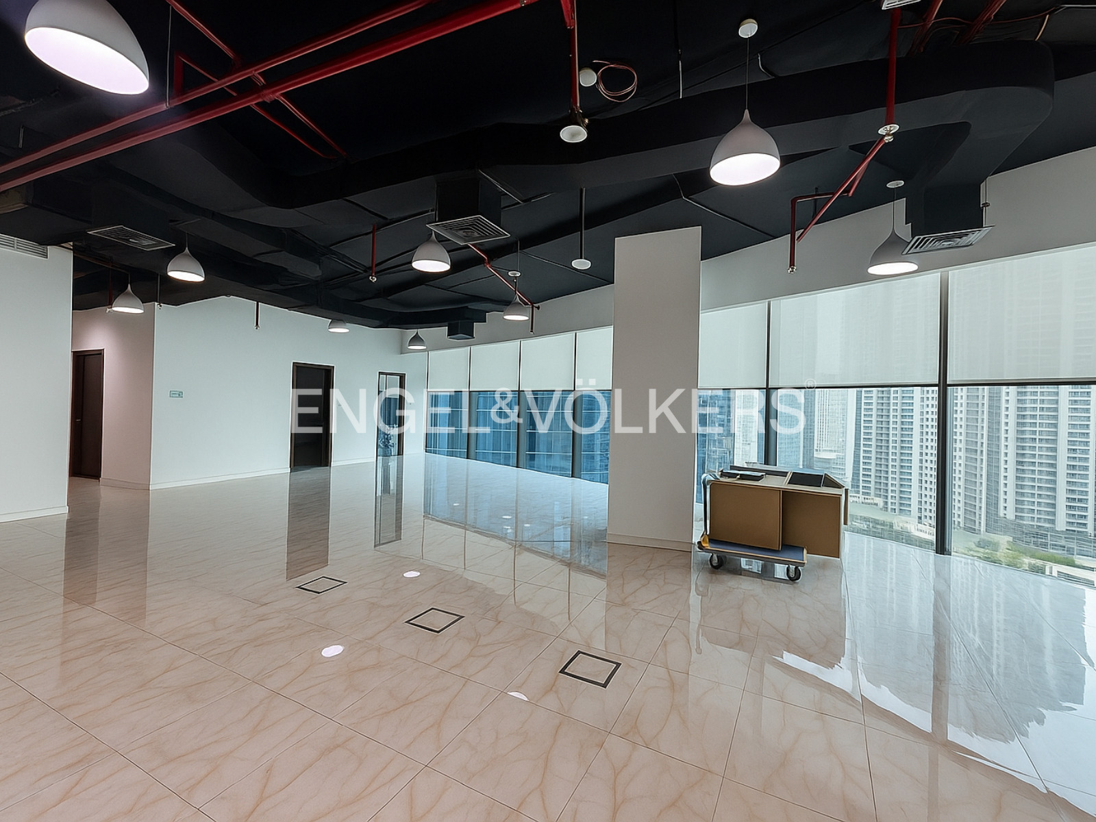 Exclusive| Iconic Tower | Corner Unit| Open Views