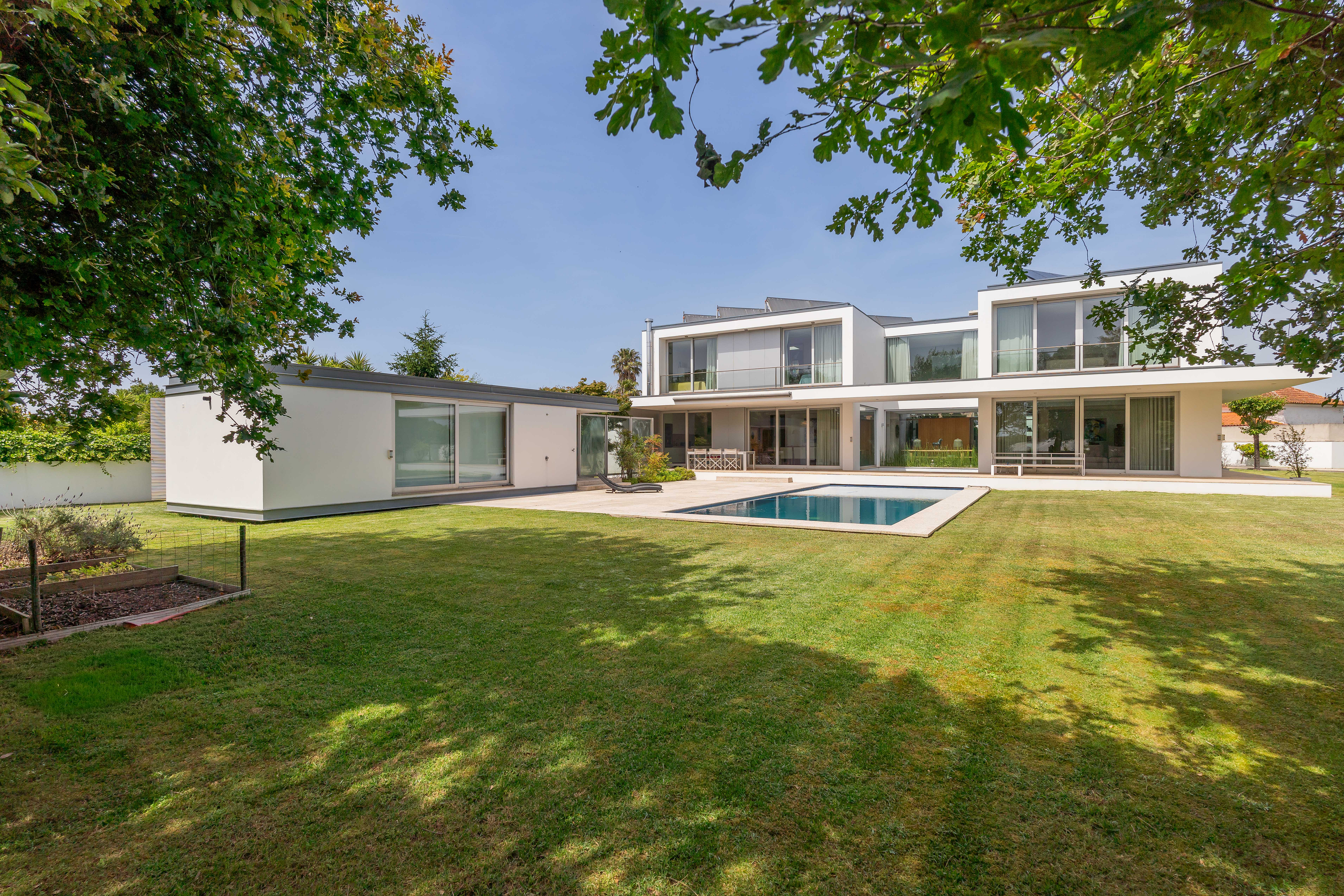 5 Bedroom Villa with pool in central Aveiro