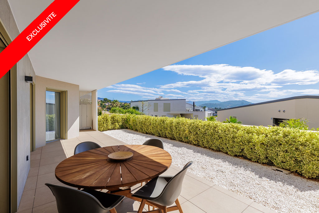 Appartement T3 d'exception avec jardin, aperçu mer