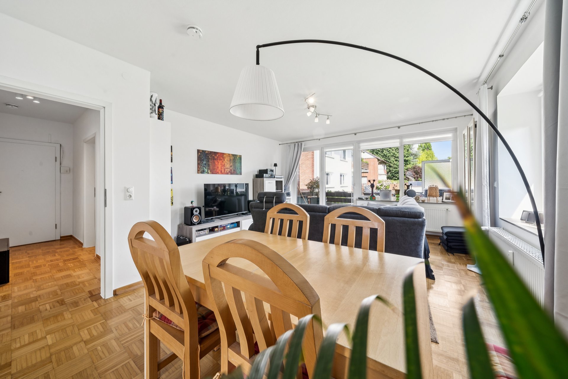 Green oasis with secure returns: well-rented 3-room apartment by Stadthagen City Park