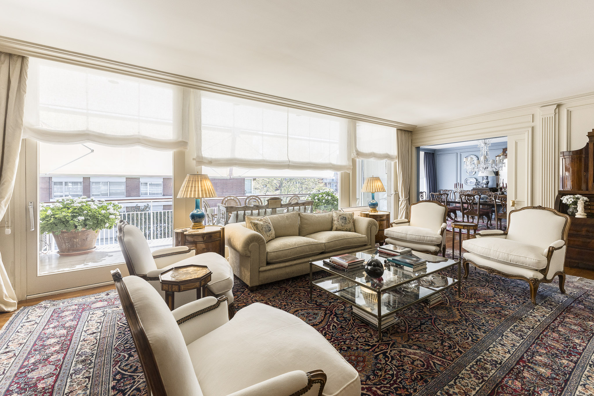 Exclusive home with terrace in Turó Park