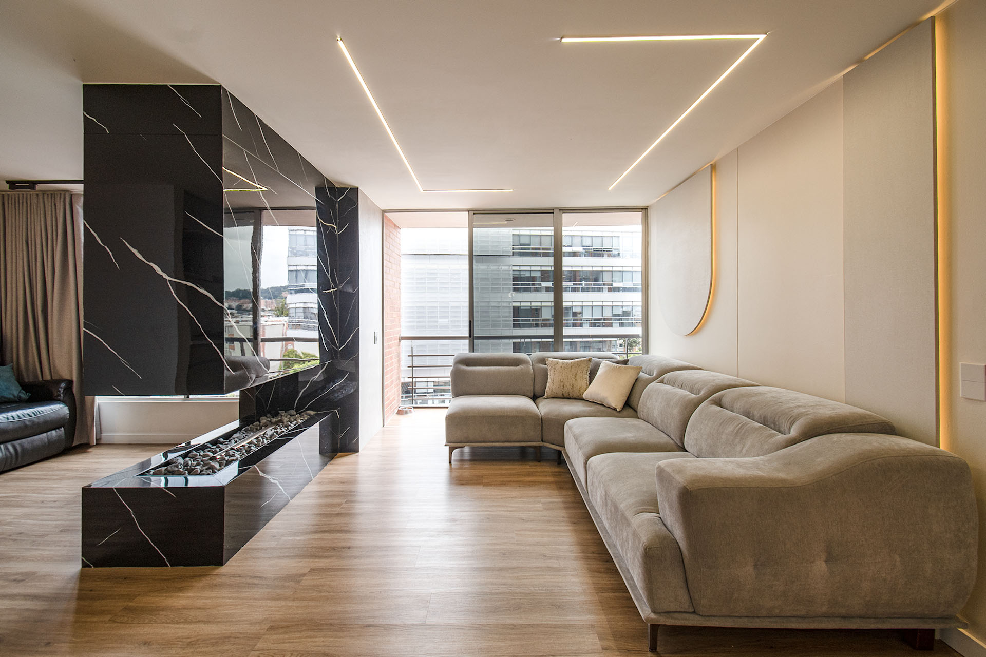 Apartamento con balcón para venta en Niza