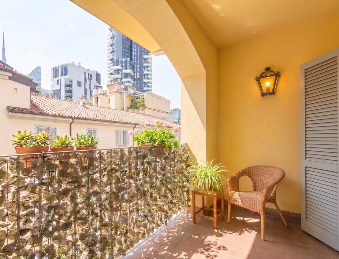 Silence and space in via Marco Polo