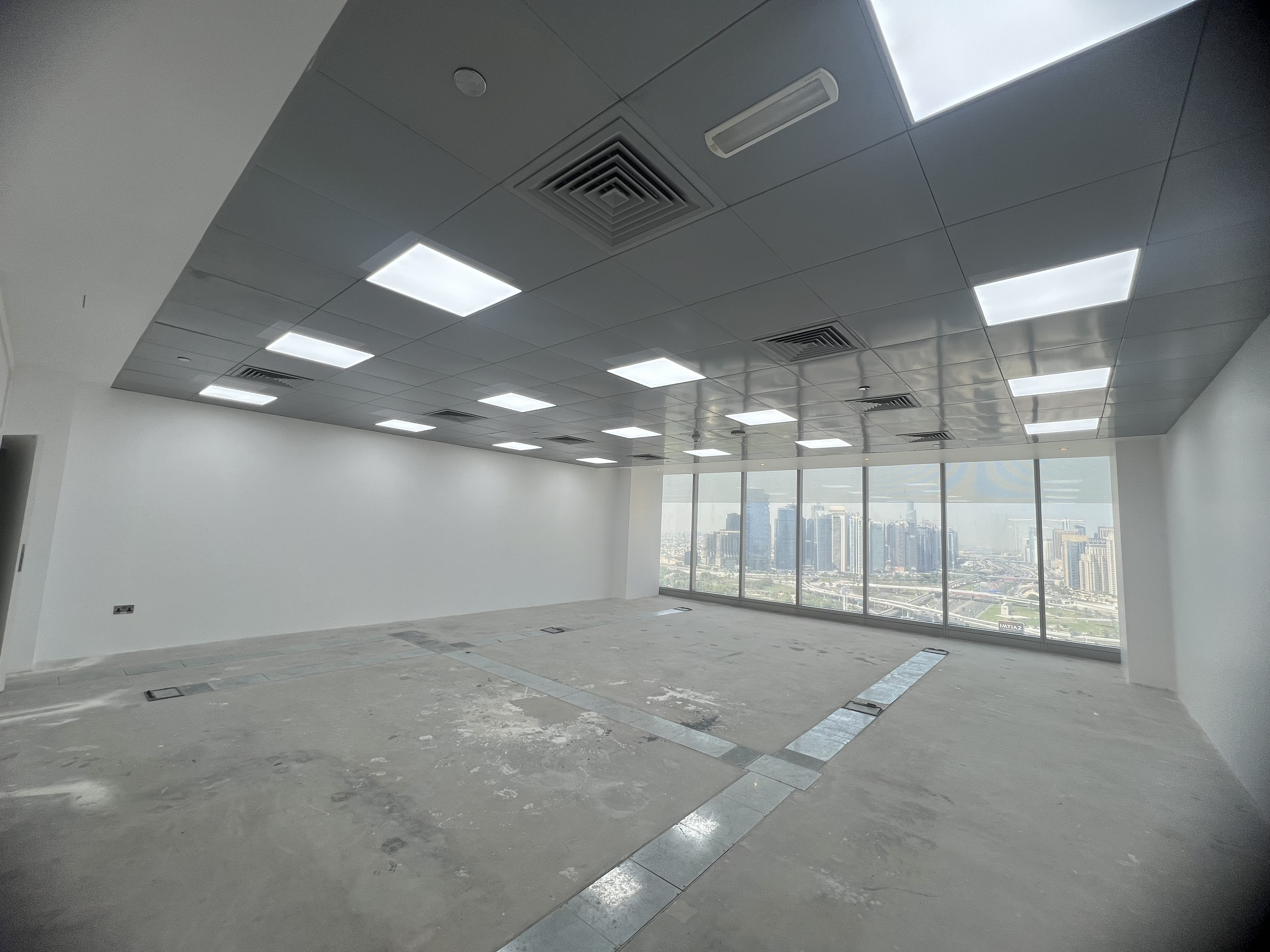 Modern Office with Flexible Layout | Vacant