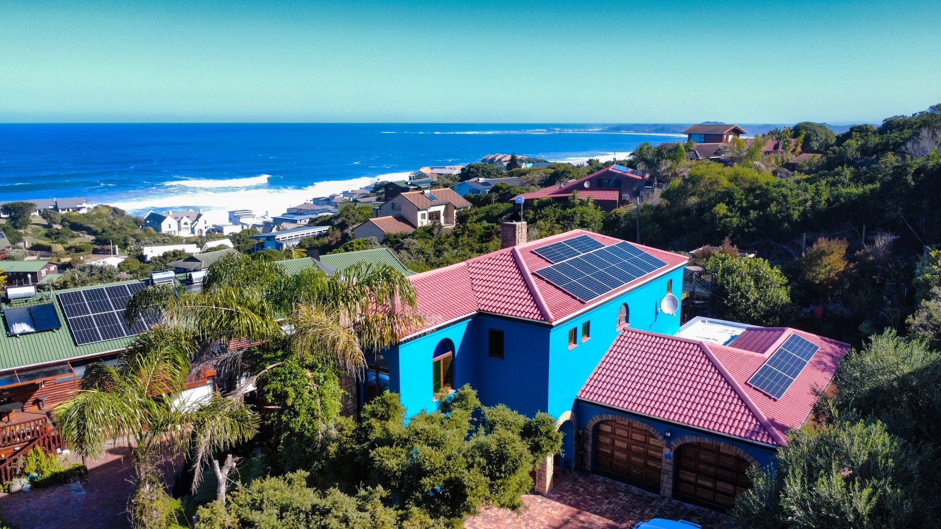 Coastal Living with Panoramic Ocean Views