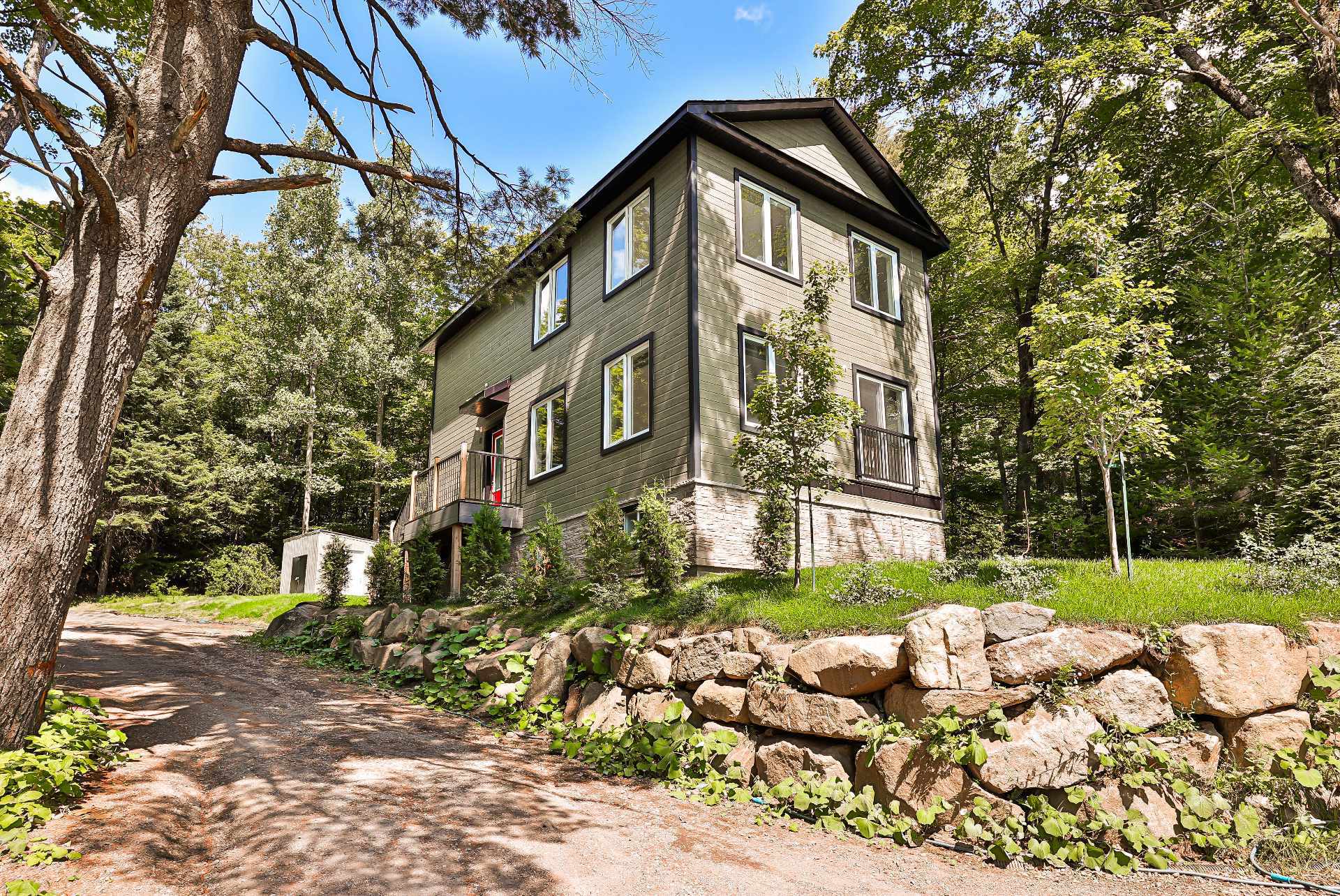 Charming 2023-built property + private access to Lake