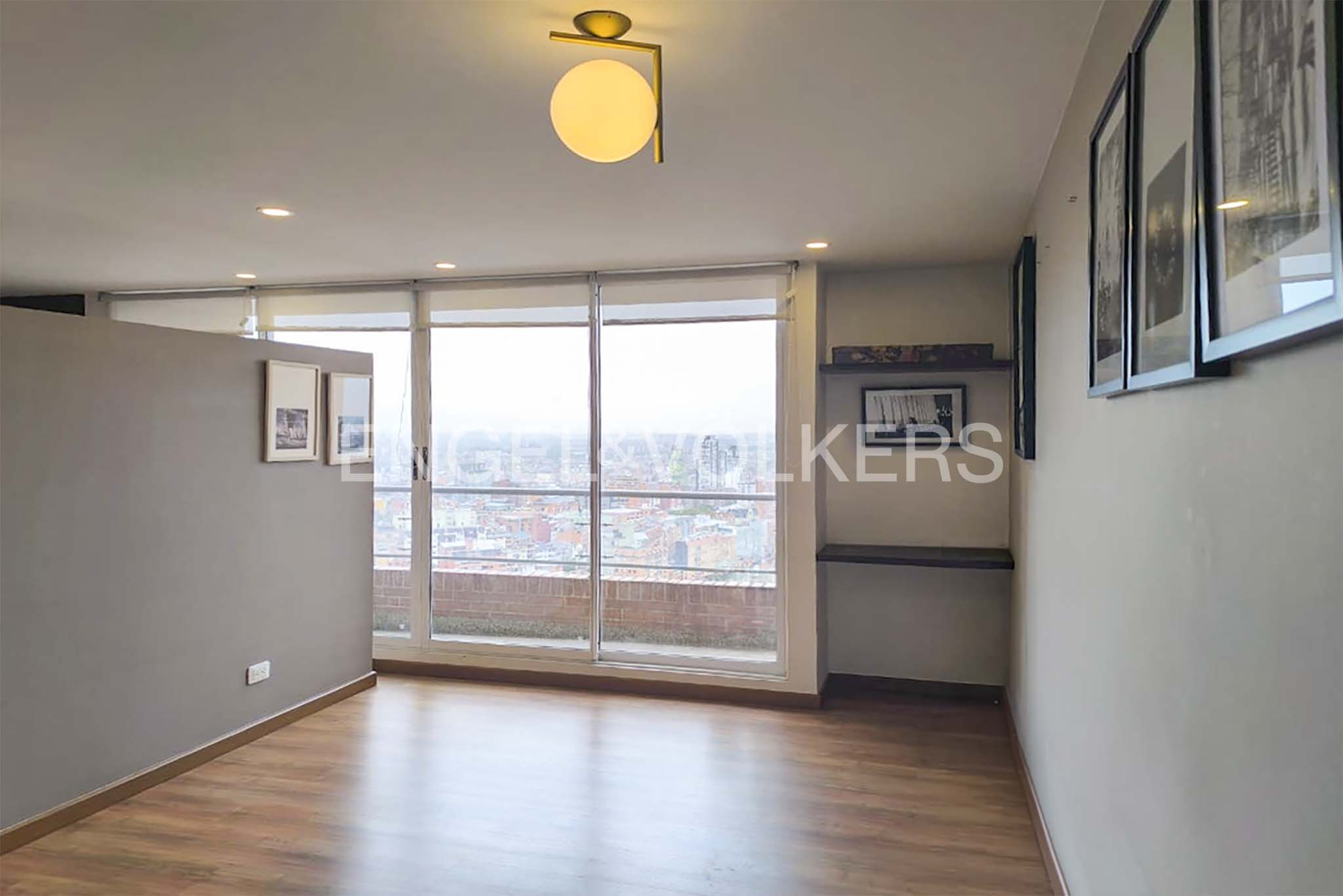 Venta de apartamento con vista en Chapinero Alto