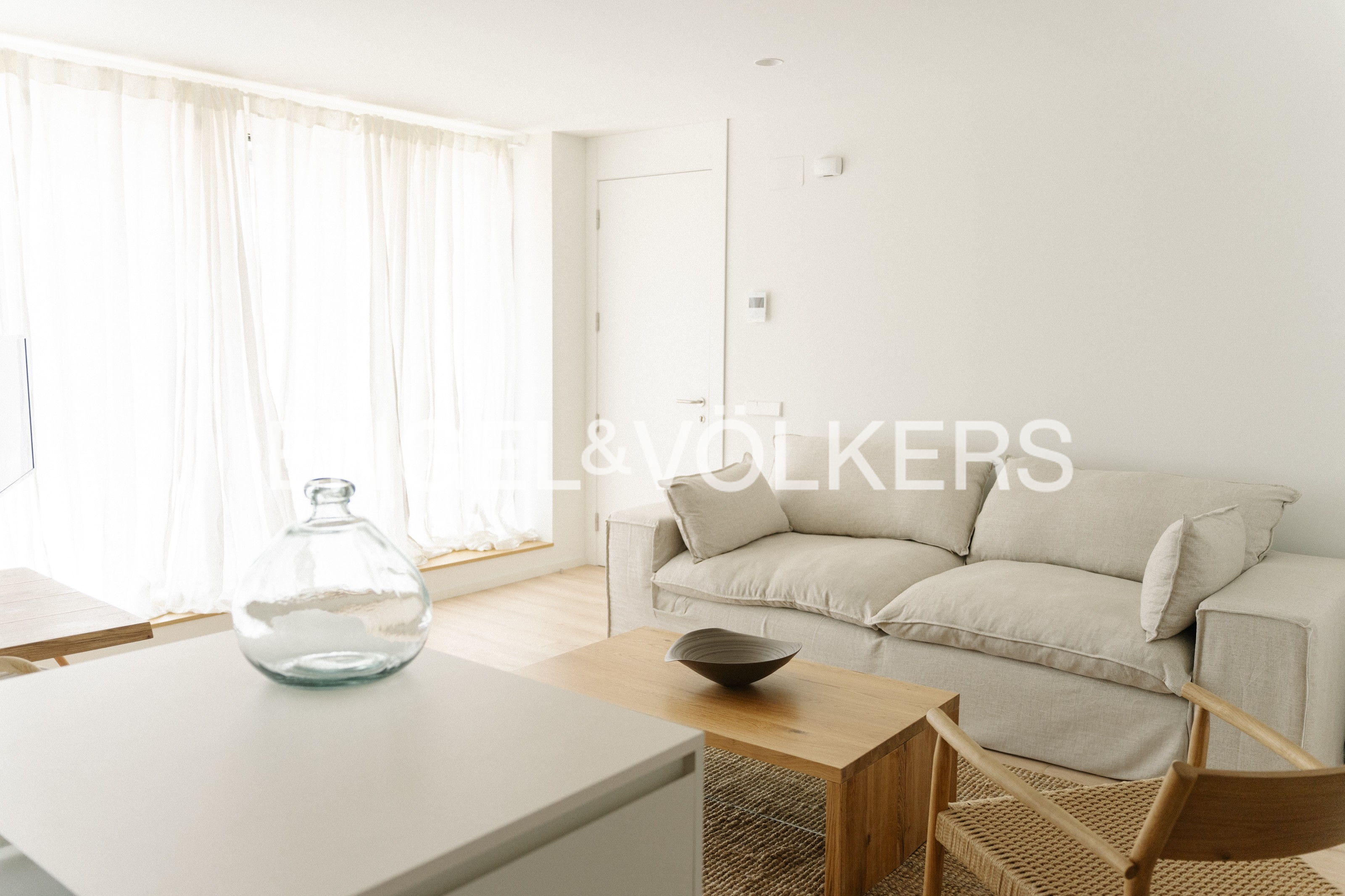 Luxurious penthouse in the center with a large terrace