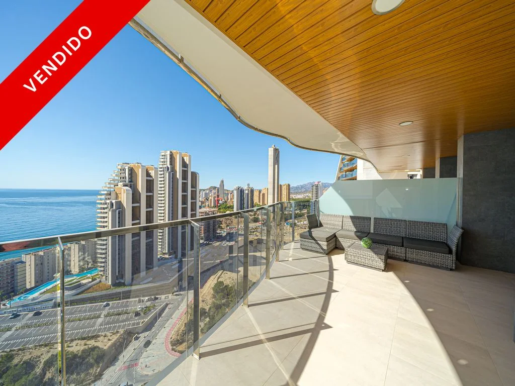 Exclusive home in a new building in Benidorm