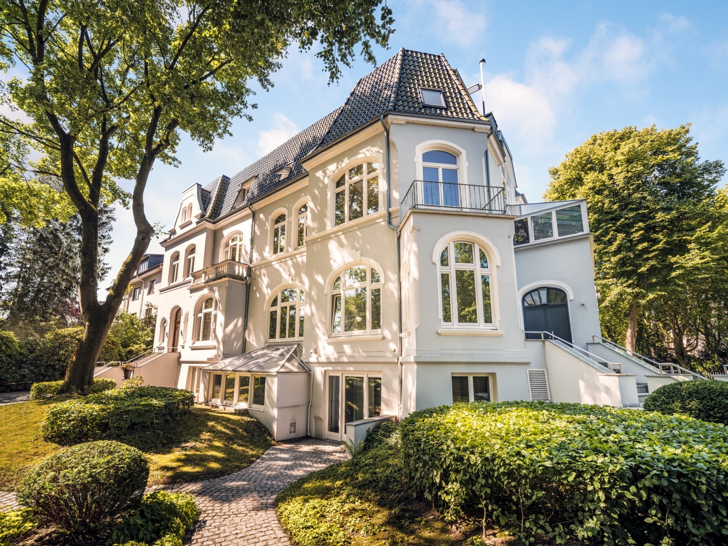 Repräsentatives Investment zwischen Feenteich und Außenalster