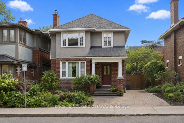 Light-Filled Home on a Quiet, Cul-de-Sac in the Glebe