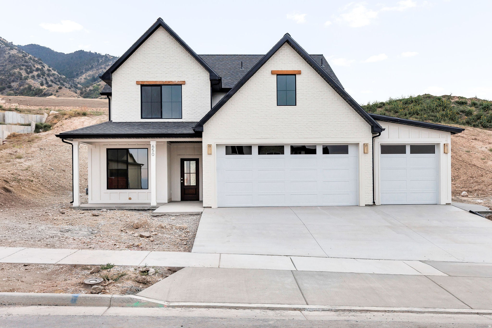 Spacious New Construction