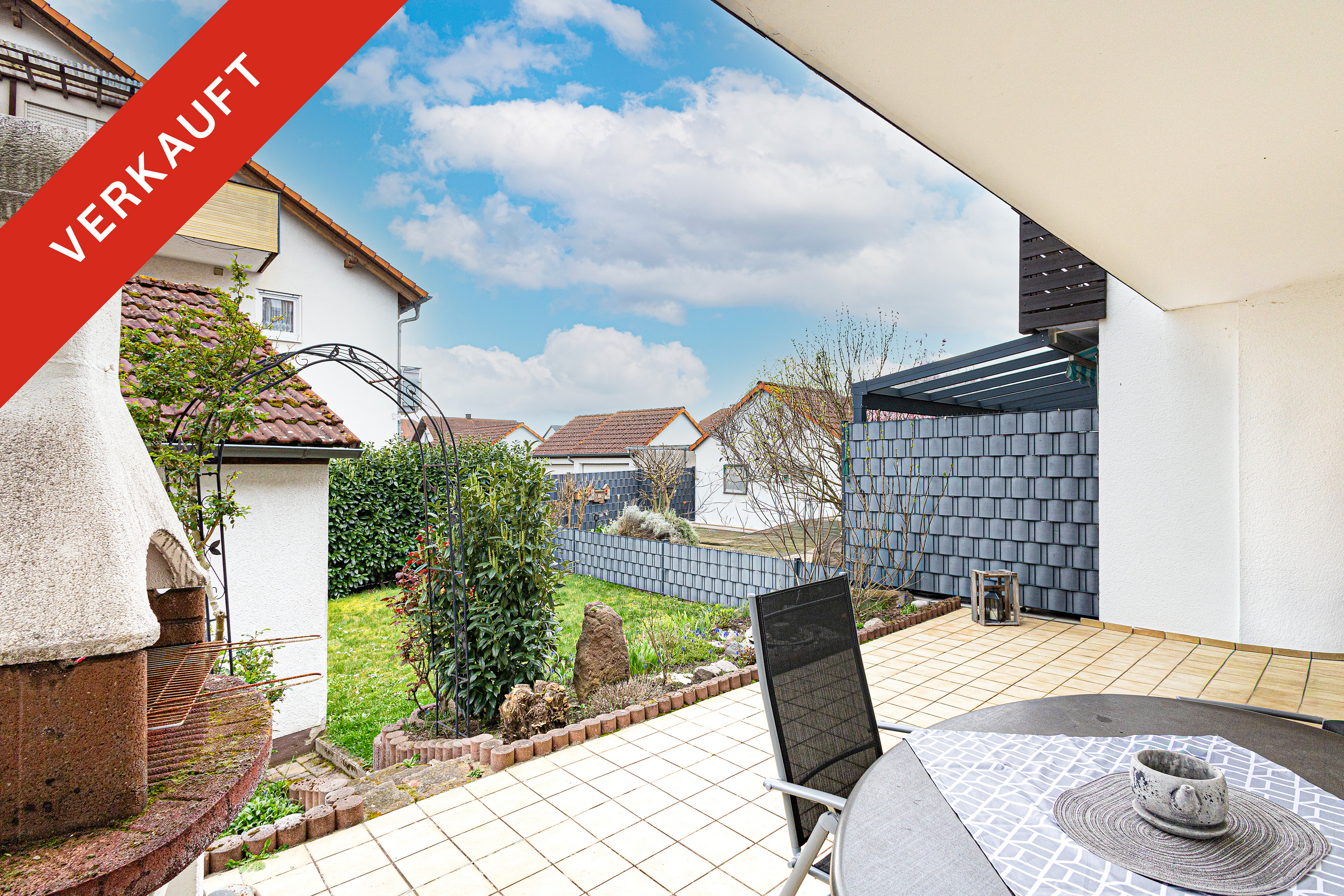 **VERKAUFT** Großzügige 4 ZKB EG-ETW mit kl. Garten & Garage in ruhiger Lage von Ottersheim!