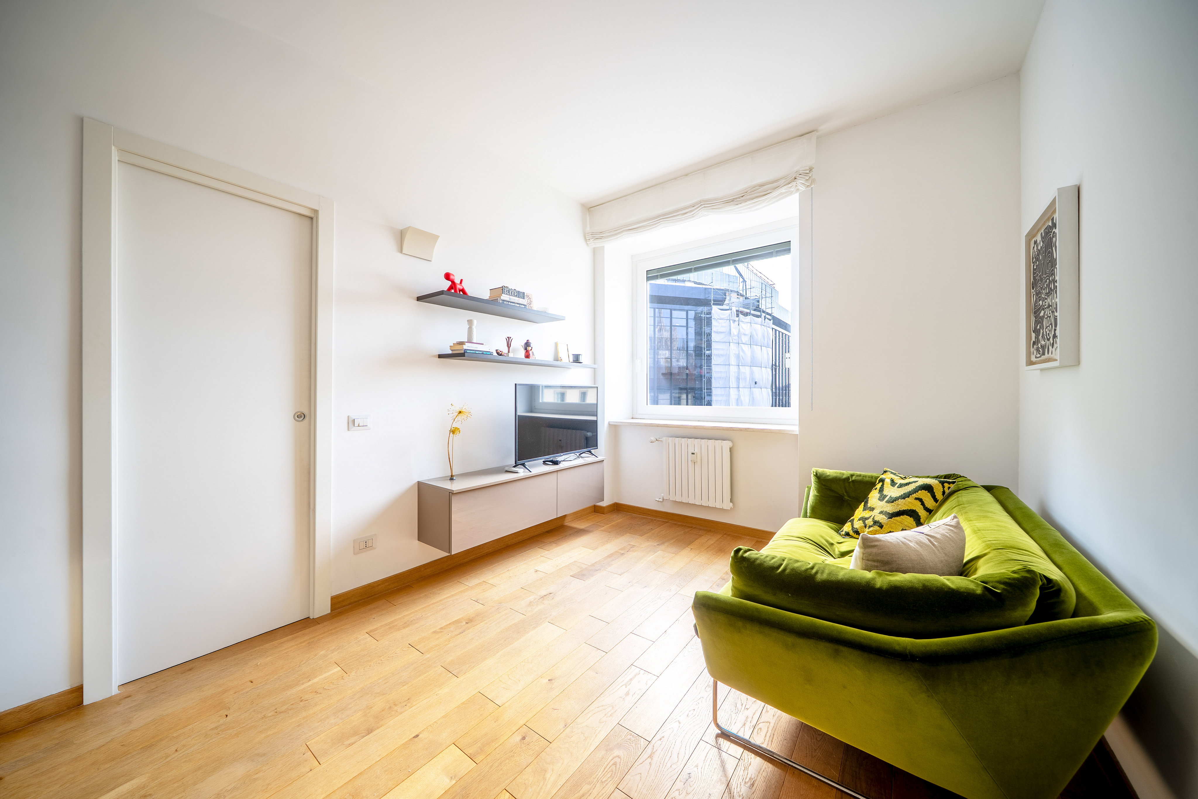 One-bedroom flat for rent steps from the Duomo