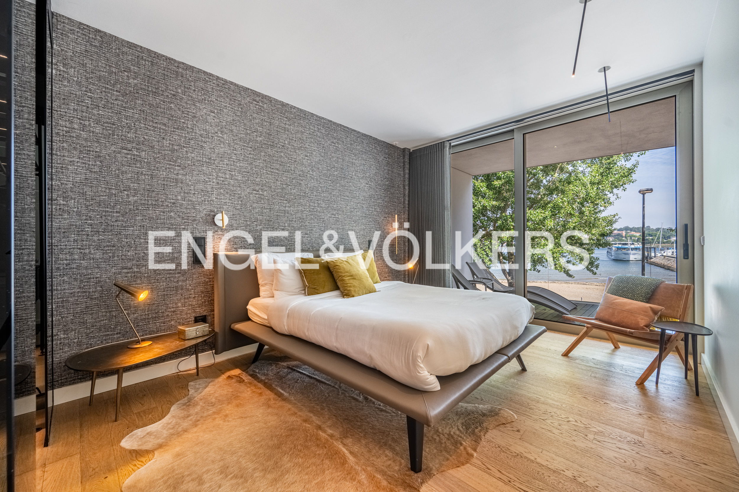 One-Bedroom Apartment with River View near Afurada Marina