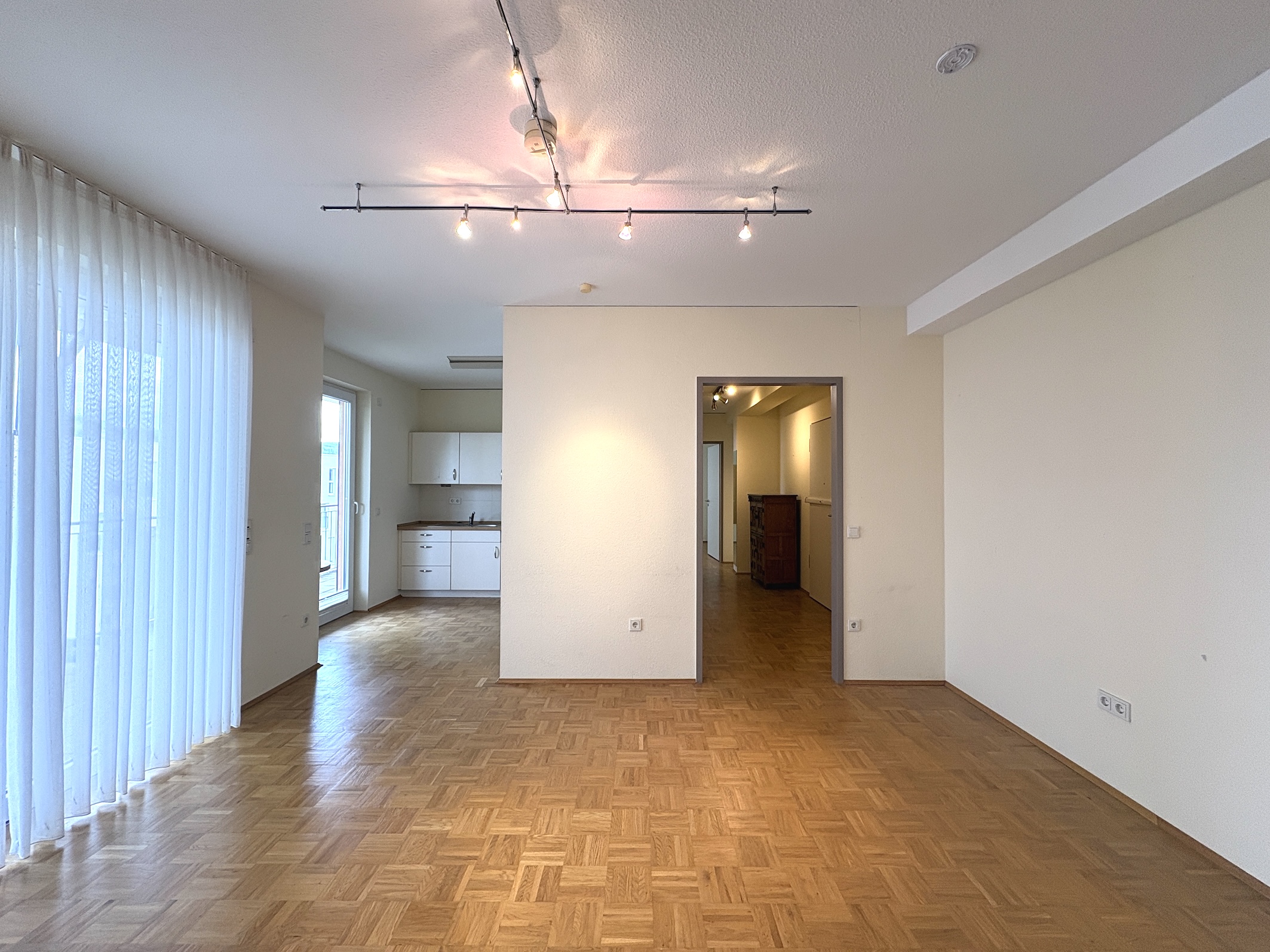 Barrierefreie 2-Zimmer-Wohnung mit Umlauf-Balkon