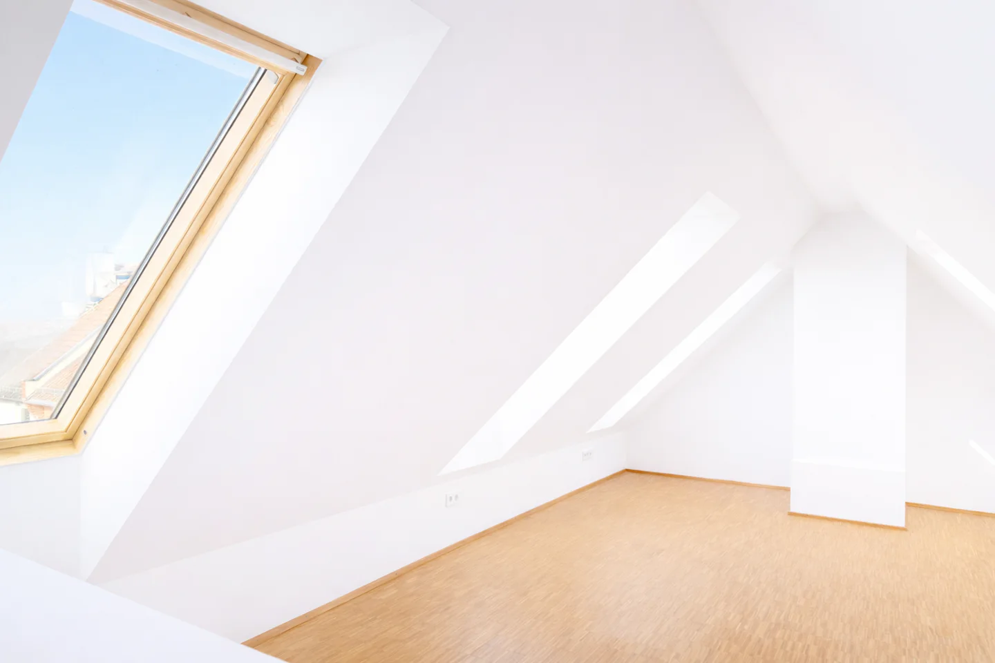 Exklusiv wohnen im Darmstädter Martinsviertel: Stilvoll sanierte Altbauwohnung mit Parkettboden, Balkon & ruhigem Flair - Foto 4