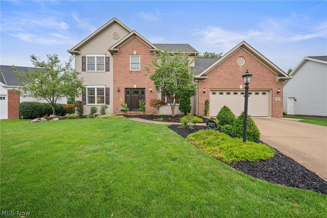 Spacious Colonial in Strongsville's Waterford Crossing