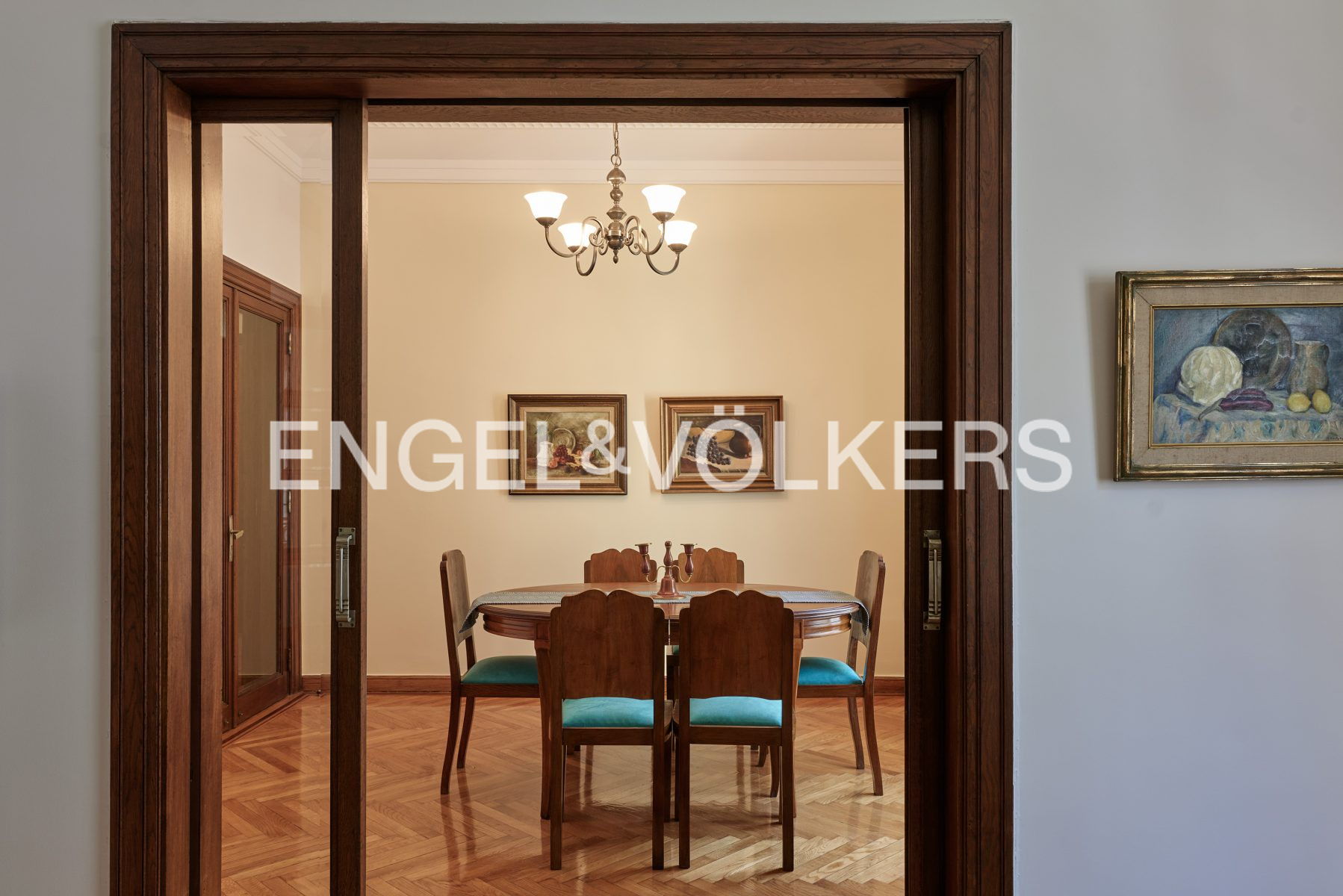 Excellent Bauhaus Furnished Apartment in Acropolis