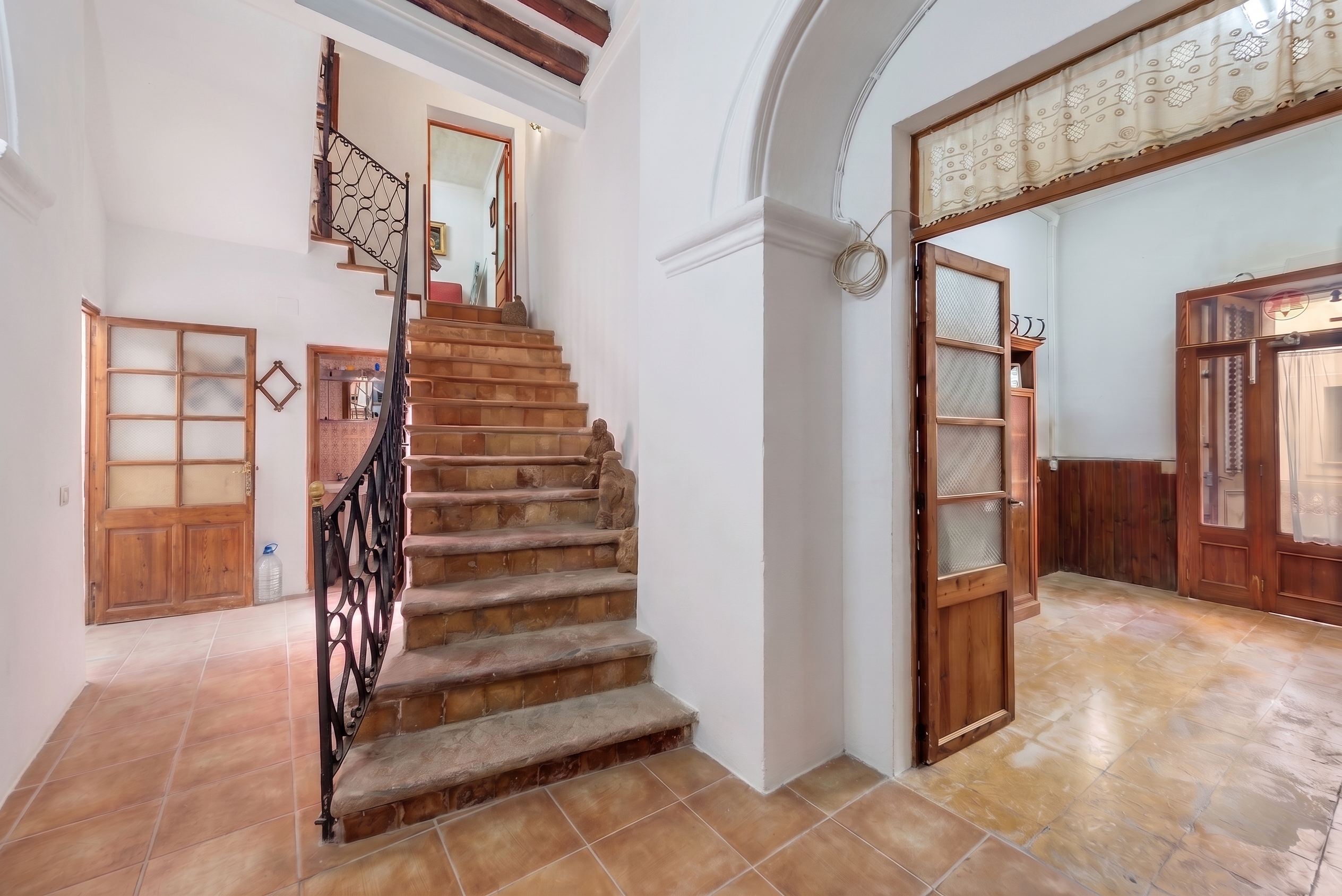 Traditional Mallorcan Townhouse with Outstanding Potential in the Heart of Pollença