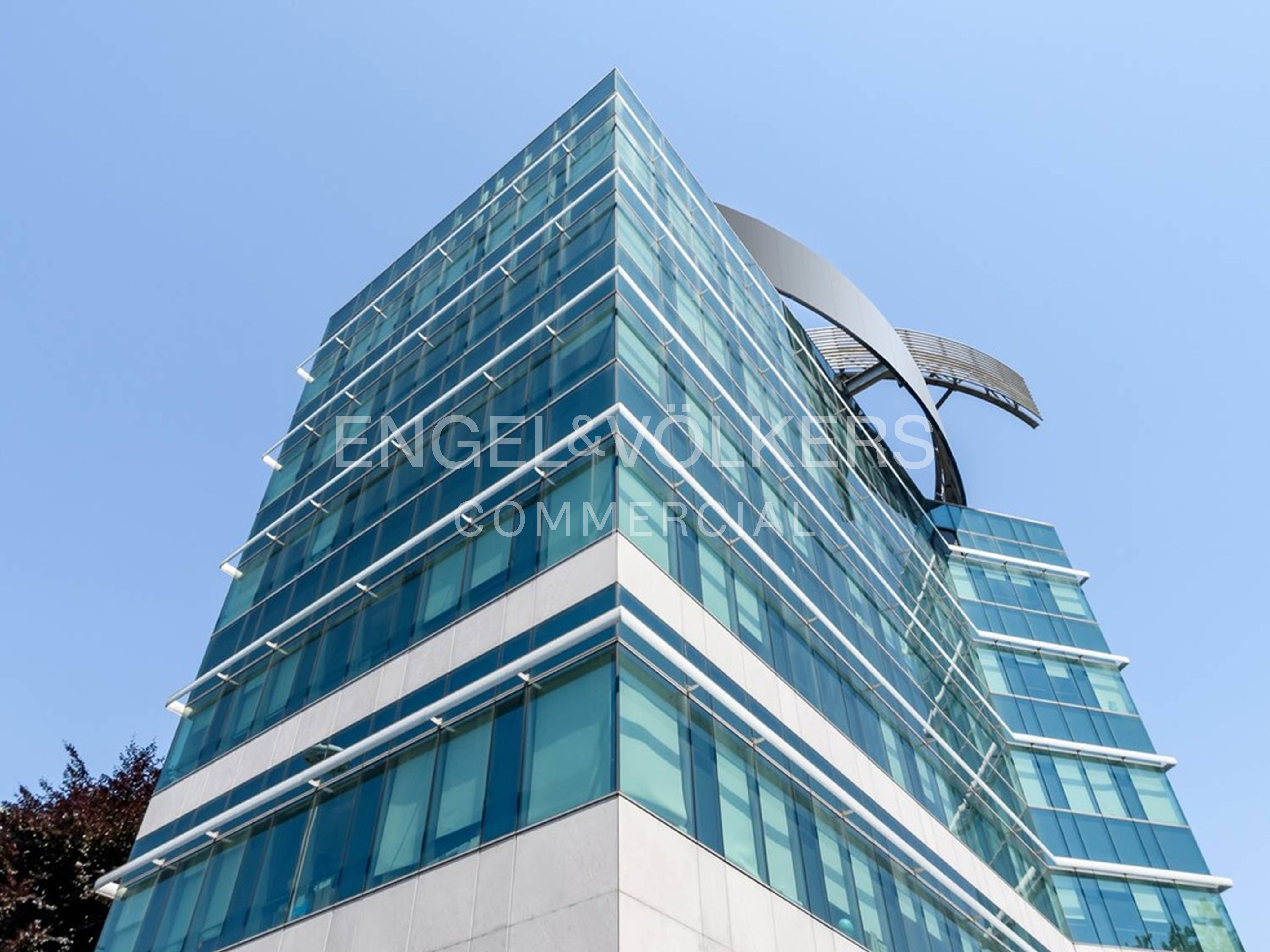 Kennedy Building, Milano - Uffici su 3 piani ristrutturati