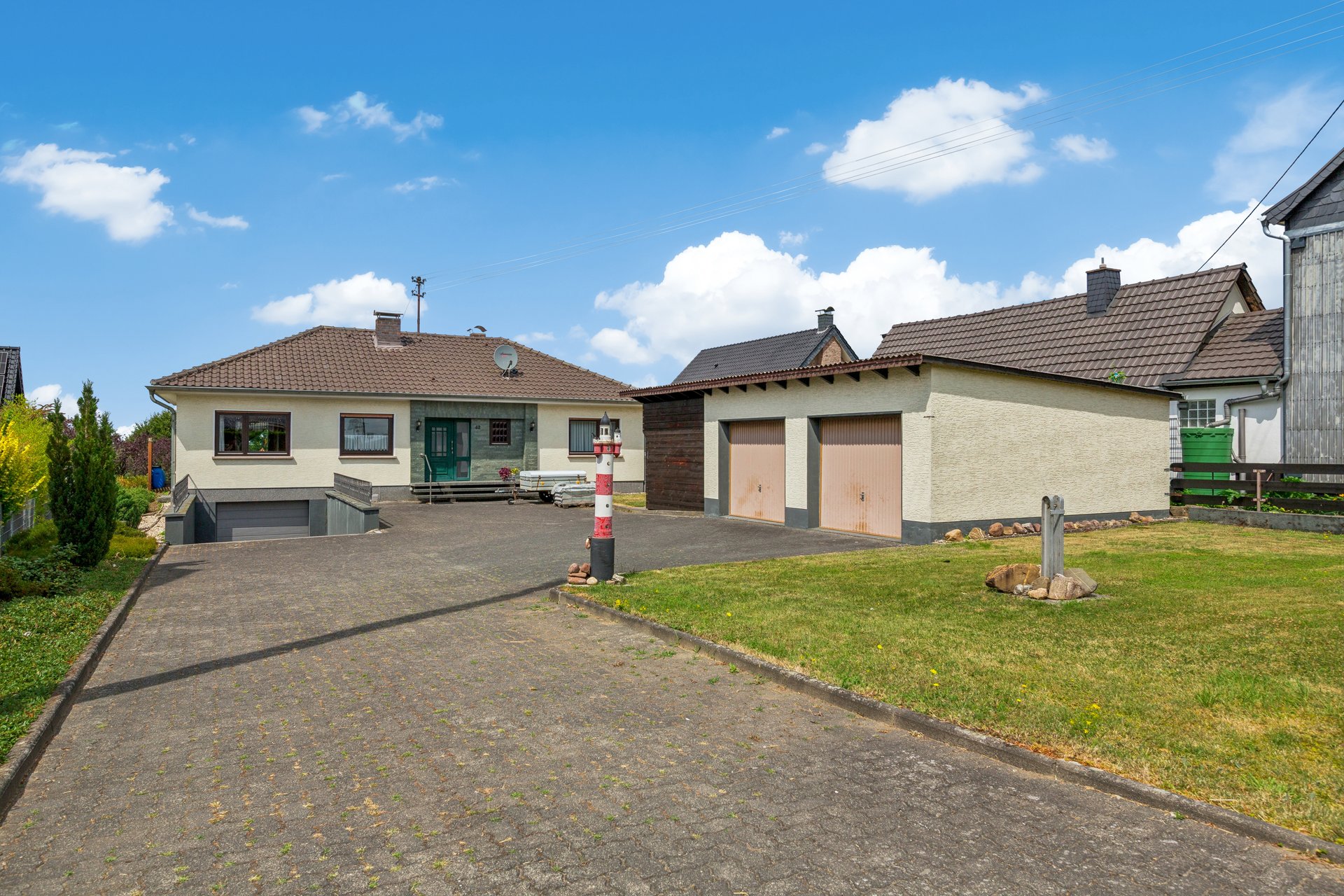 Wohnen auf einer Ebene – Freistehender Bungalow in Hennef!